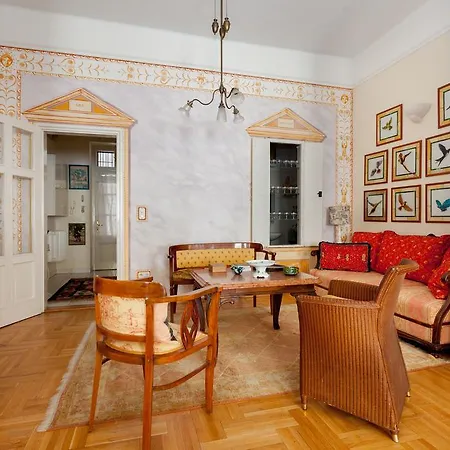 Elegant * Budapest