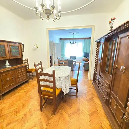 Elegant Apartamento *