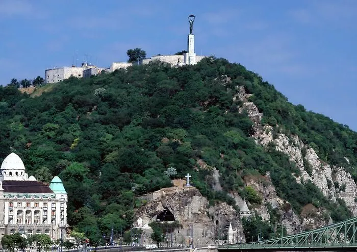 Elegant Apartman Budapest